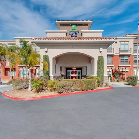 Holiday Inn Express Hotel & Suites Lake Elsinore By Ihg Exteriér fotografie